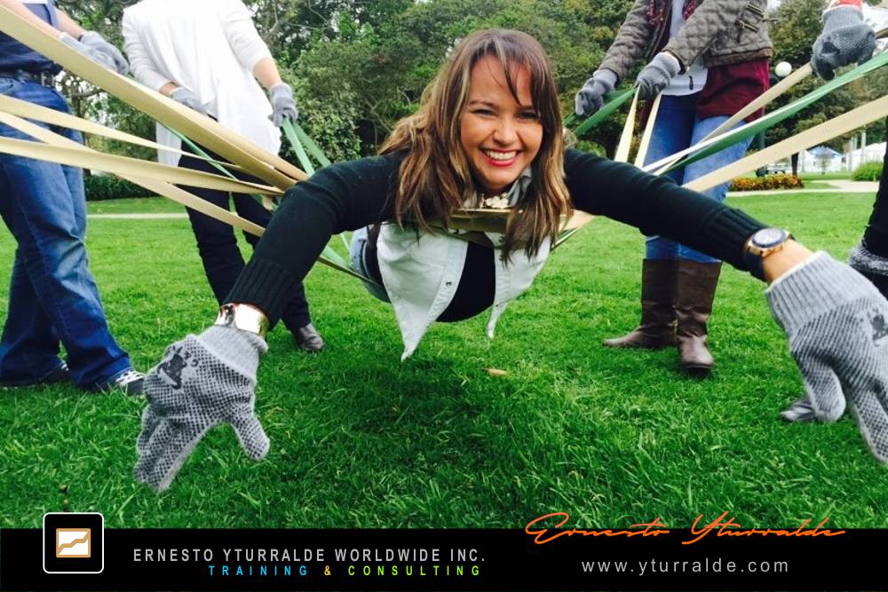 Retiros Corporativos Anuales - Annual Retreats - Annual Offsites - Ernesto Yturralde Worldwide Inc. Experiencias de Team Building Global